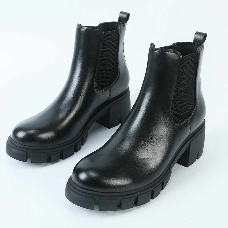 Graceful Orthopedic Boots for Modern Look