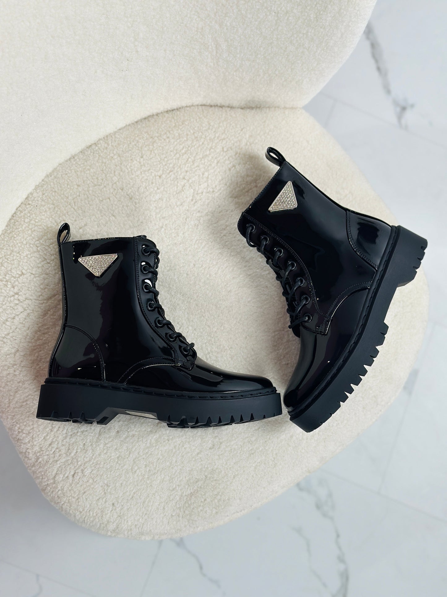 Graceful Orthopedic Boots for Modern Look