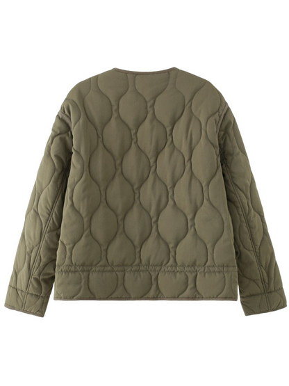 Effortlessly Elegant Jacket with a Timeless Design