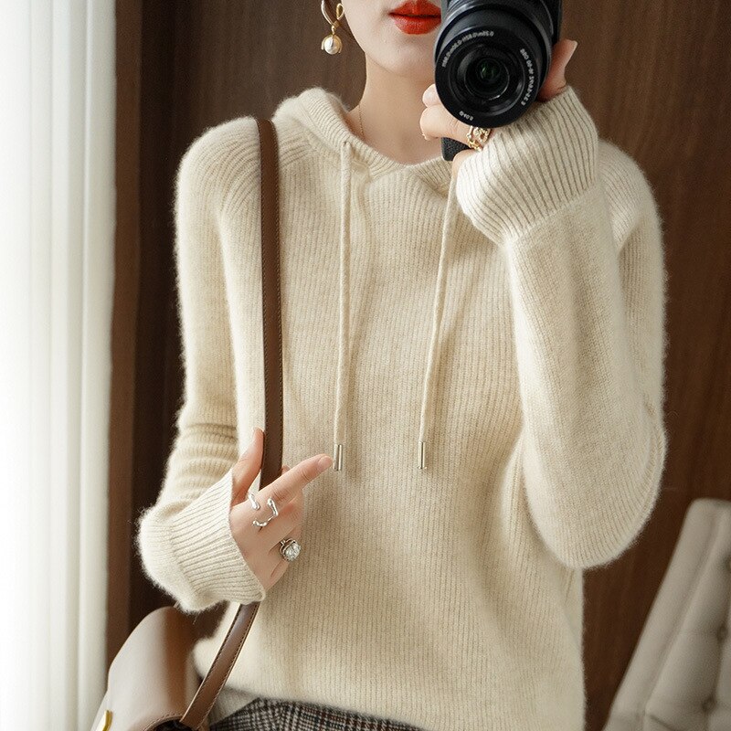 Elegantly Designed Pullover
