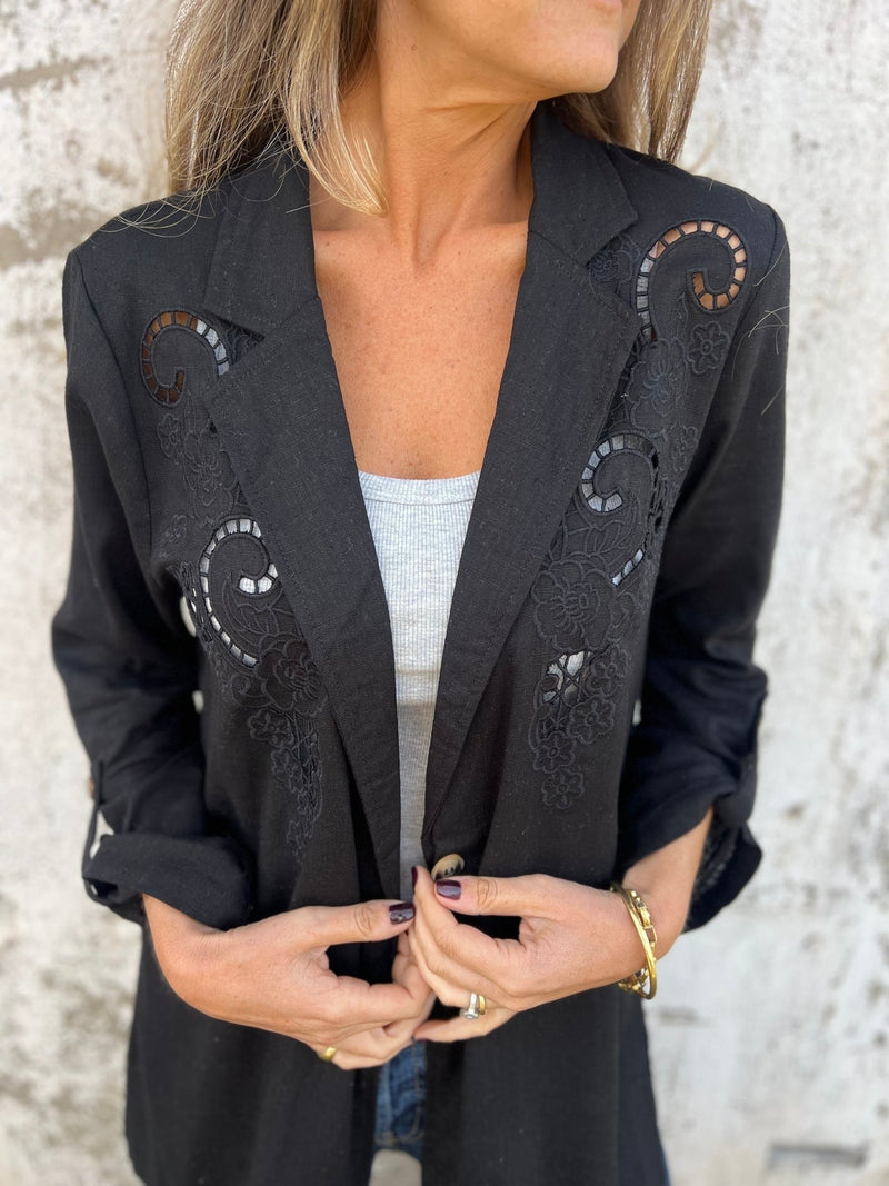 Timeless Vintage Style Shirt