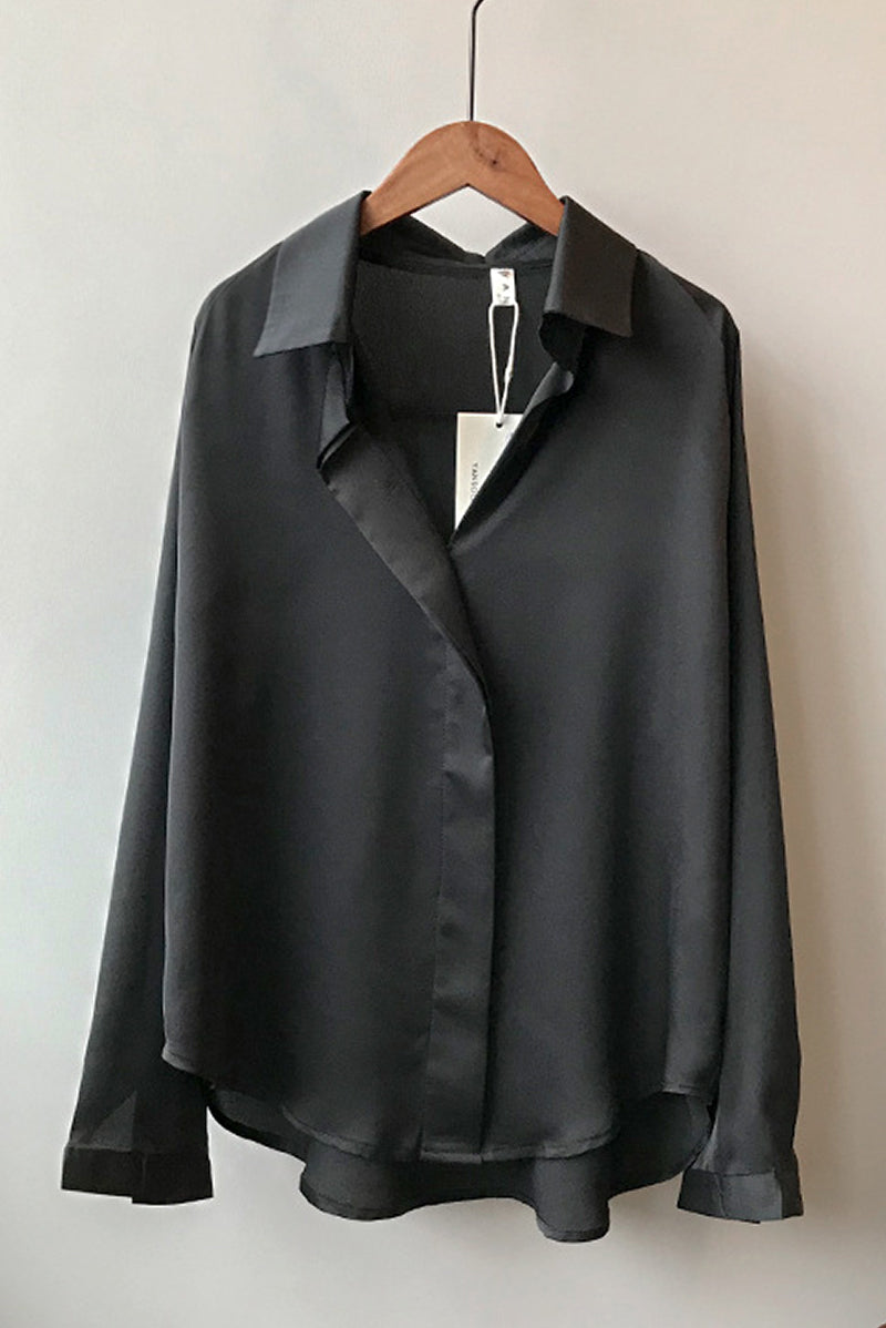 Classic Vintage Blouse