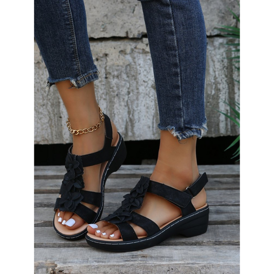 Chic Orthopedic Sandals with Unique Design