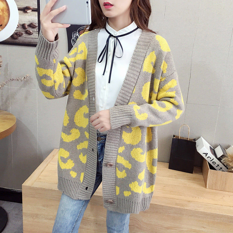 Gracefully Designed Cardigan