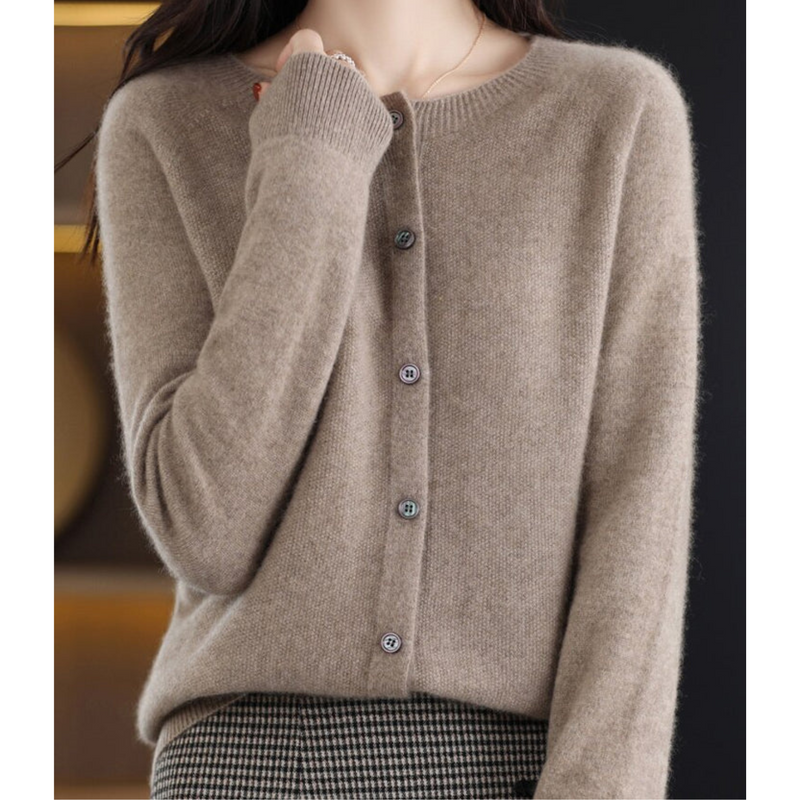 Elegantly Designed Pullover