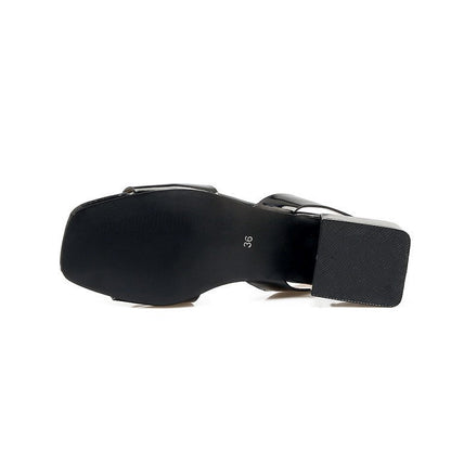 Chic Orthopedic Sandals with Unique Design