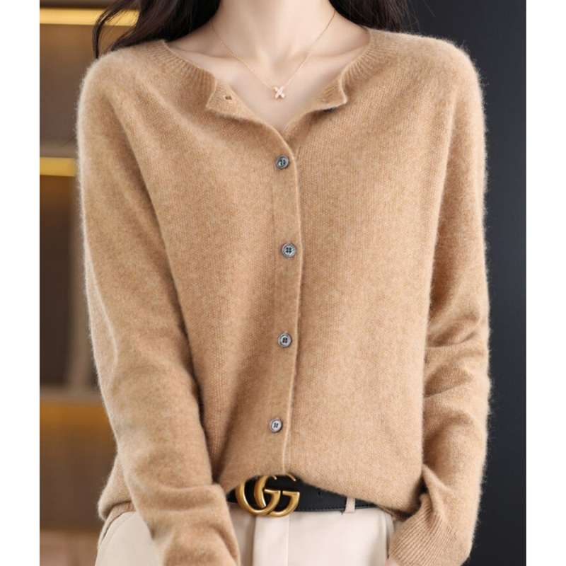 Elegantly Designed Pullover