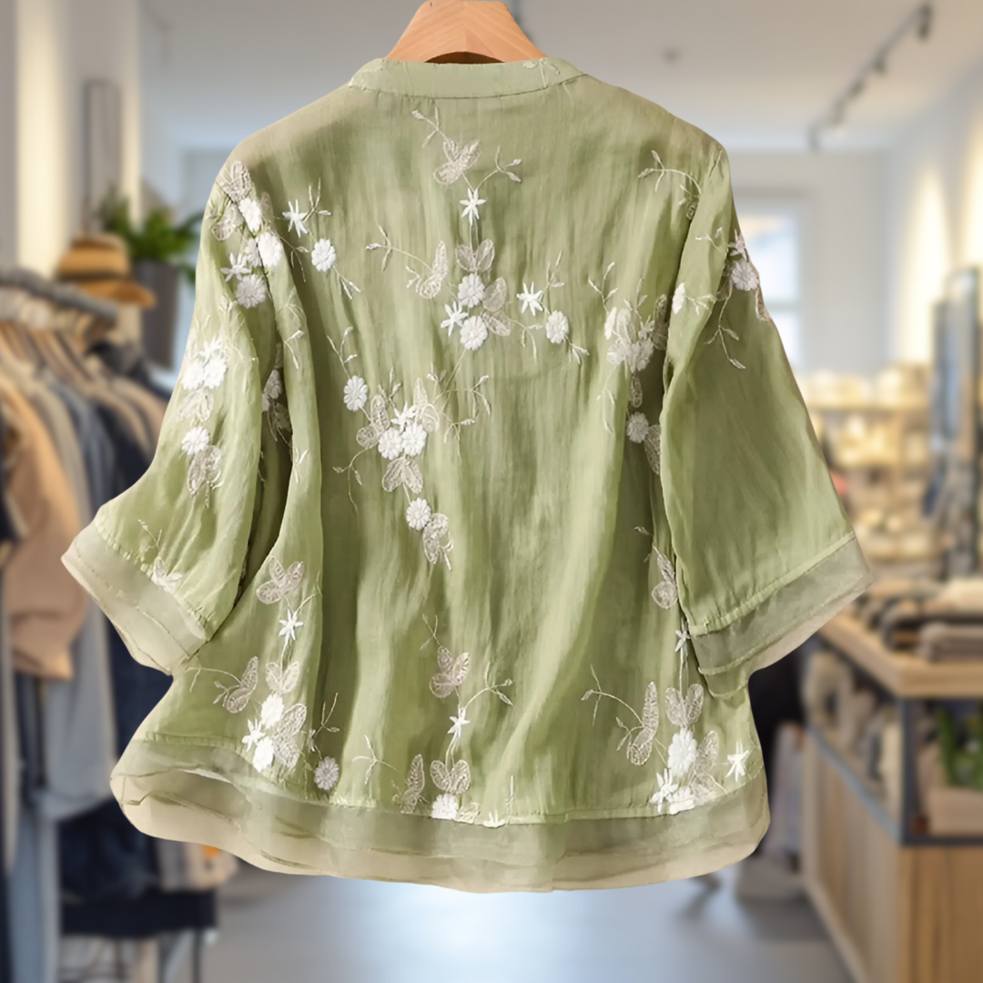 Timeless Vintage Style Blouse