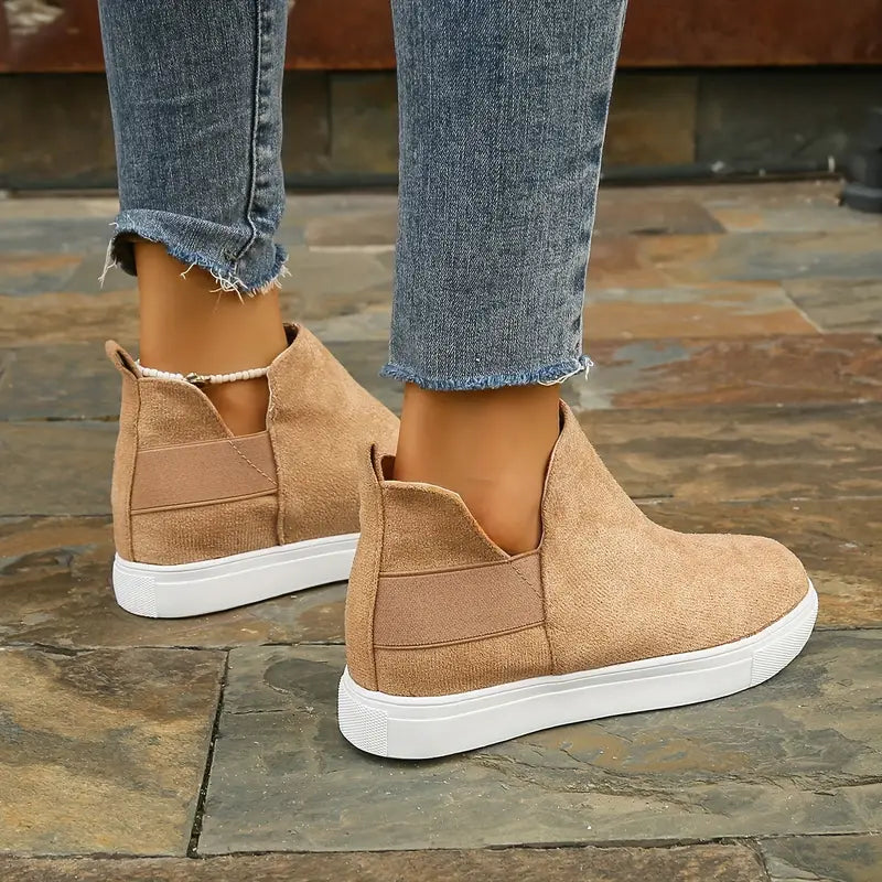 Graceful Orthopedic Boots for Modern Look