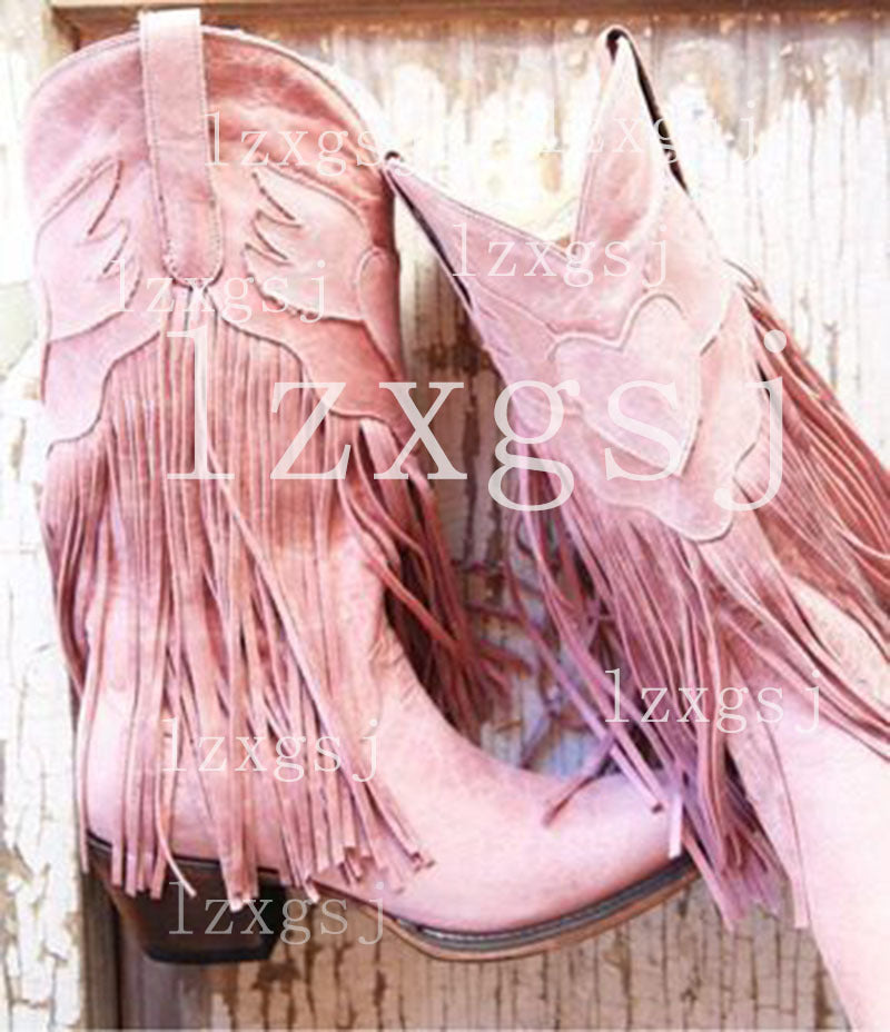 Graceful Orthopedic Boots for Modern Look