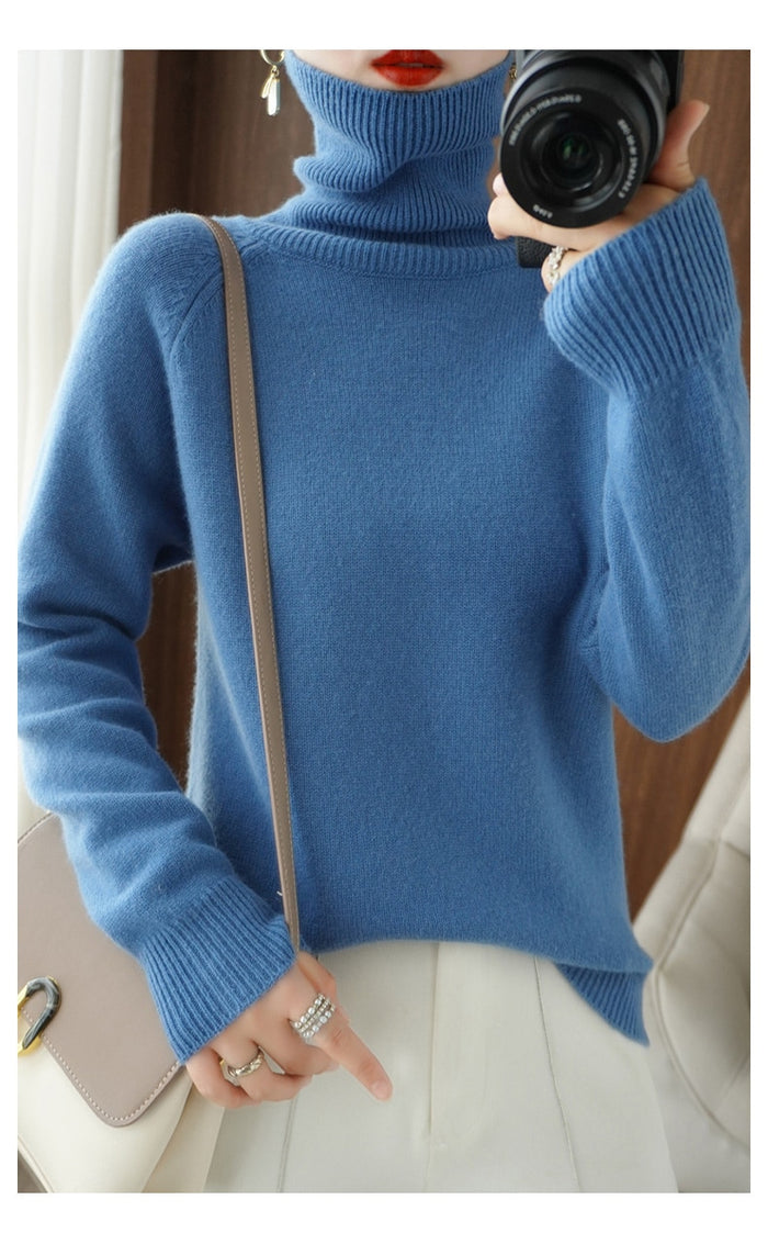 Elegantly Designed Pullover