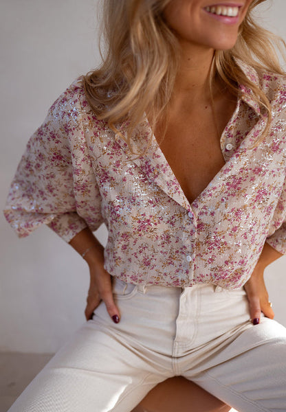 Timeless Vintage Style Shirt