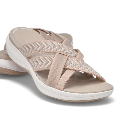 Graceful Orthopedic Sandals for Modern Look