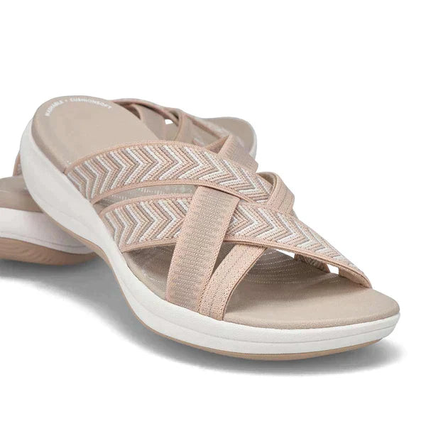 Graceful Orthopedic Sandals for Modern Look
