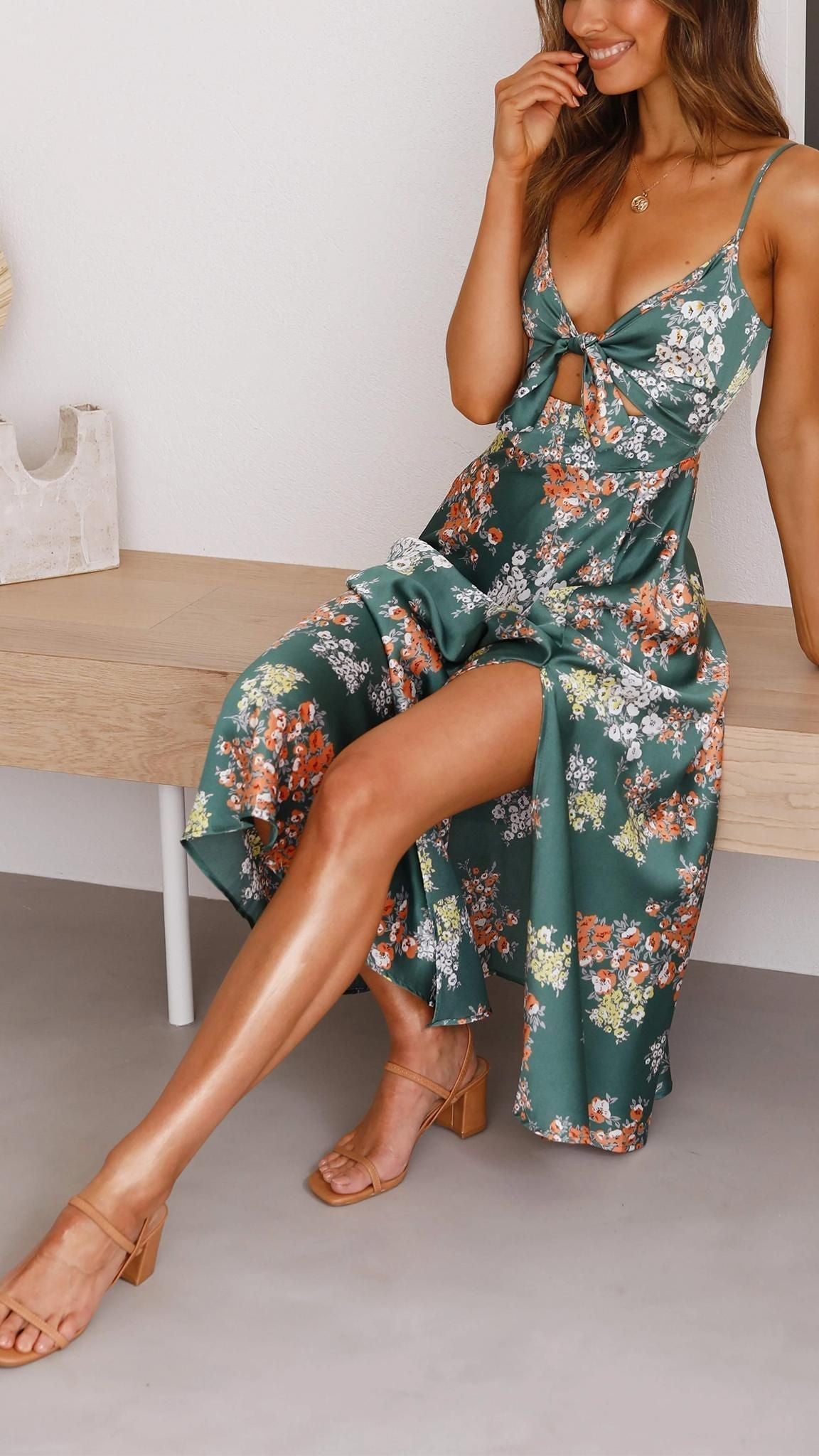 Timeless Vintage Style Dress