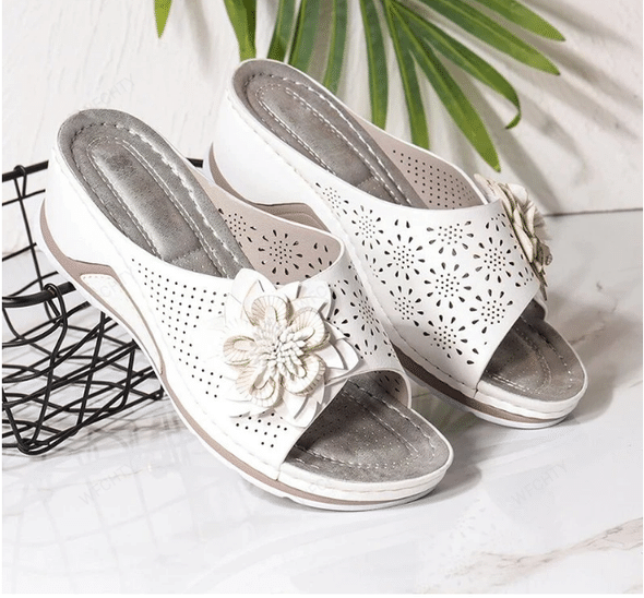Chic Orthopedic Sandals with Unique Design
