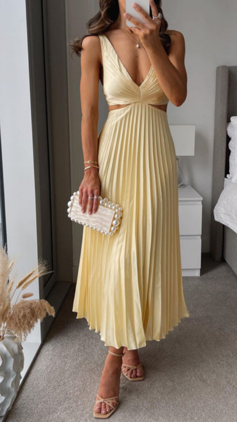 Timeless Vintage Style Dress