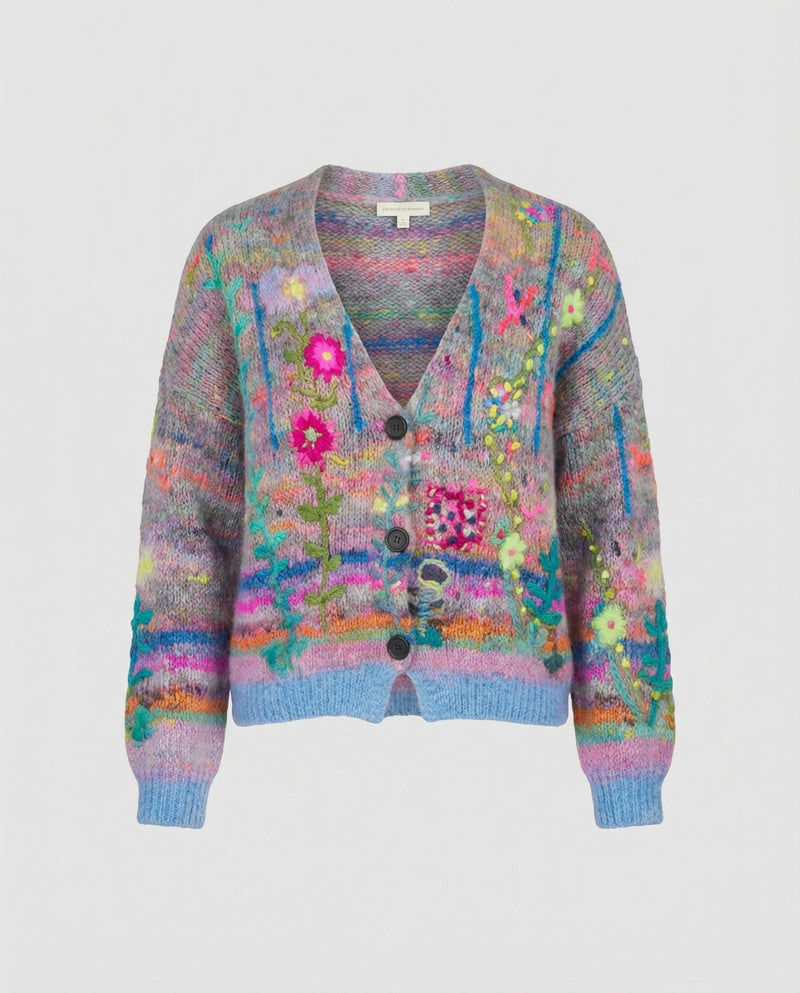 Elegantly Designed Pullover
