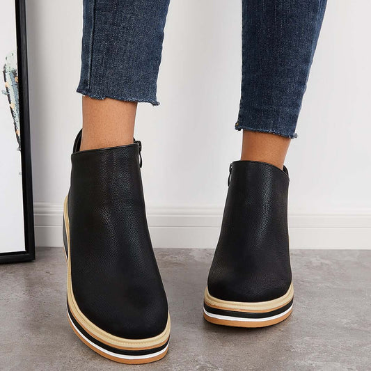 Graceful Orthopedic Sandals for Modern Look