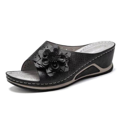 Chic Orthopedic Sandals with Unique Design
