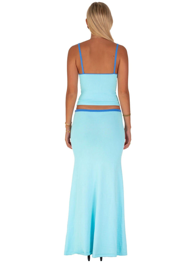 Classic Vintage Garment with a Flattering Fit