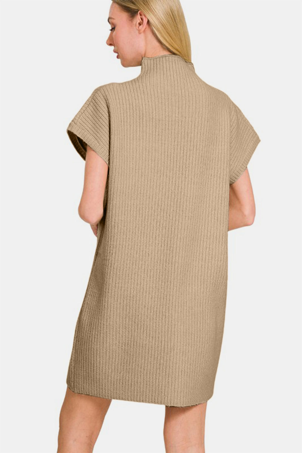 Elegantly Designed Pullover