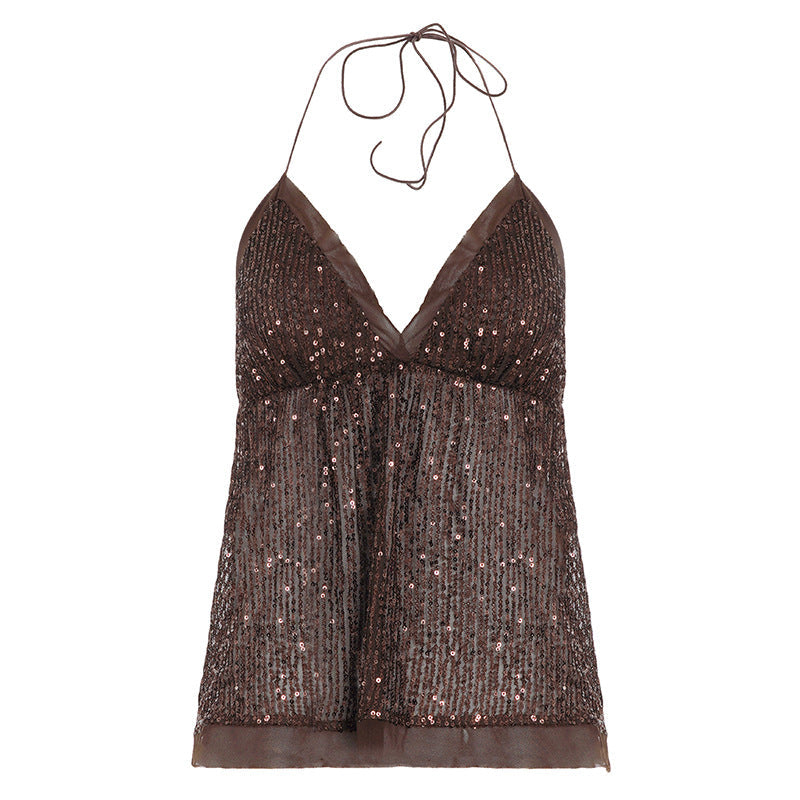 Sophisticated Garment with a Clean Classic Look
