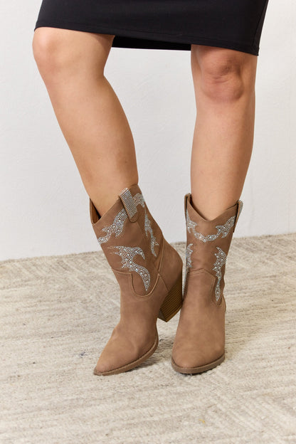 Classic Orthopedic Boots with Timeless Style
