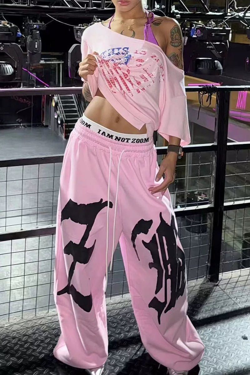 Elegantly Styled Pants for Everyday Wear
