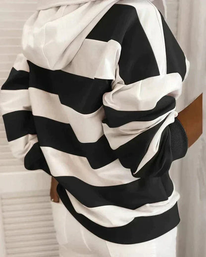 Elegantly Designed Pullover