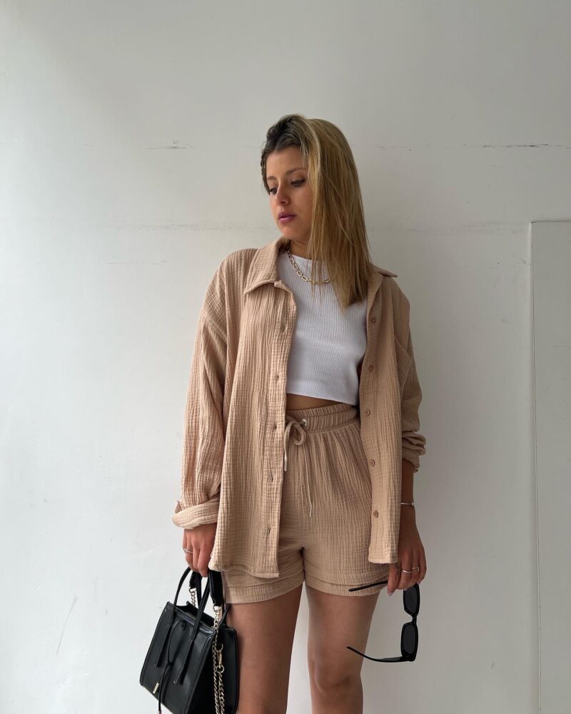 Timeless Vintage Style Shirt