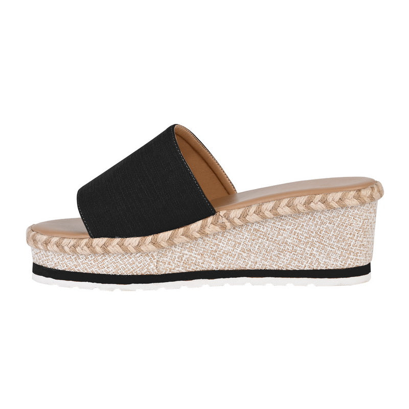 Chic Orthopedic Sandals with Unique Design