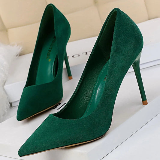 Polished Shoes with an Effortless Classic Look