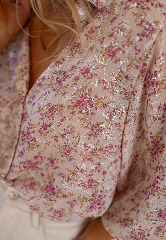 Timeless Vintage Style Shirt