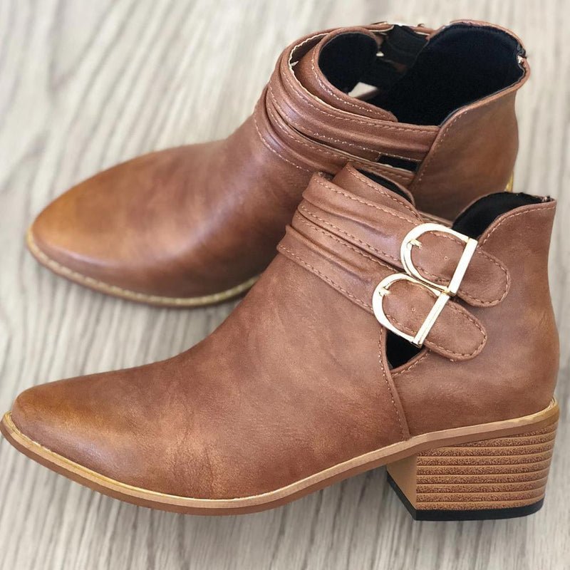 Chic Orthopedic Boots with Unique Design
