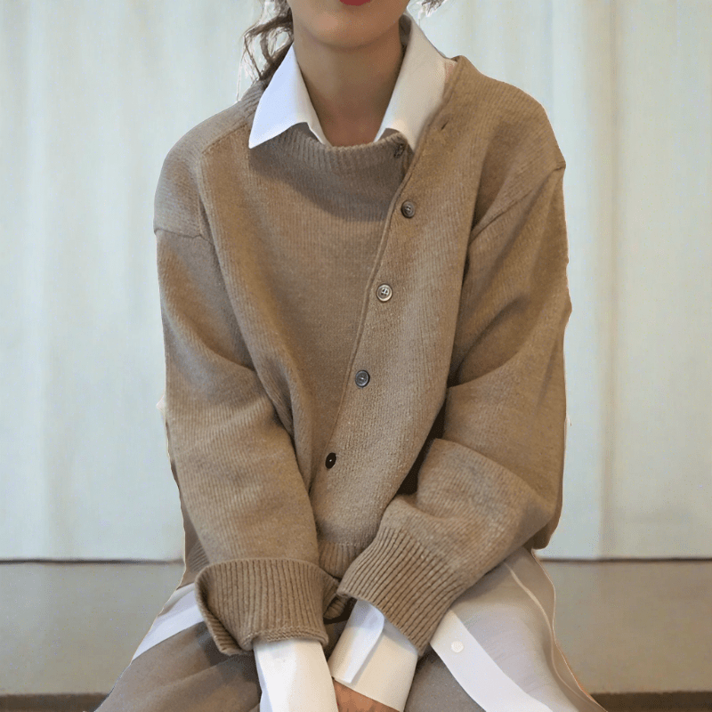 Elegantly Designed Cardigan