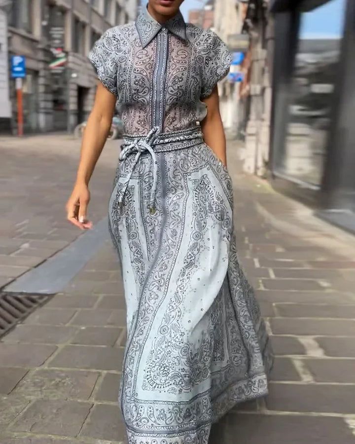 Timeless Vintage Style Blouse