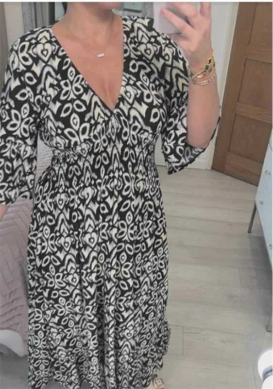 Timeless Vintage Style Dress