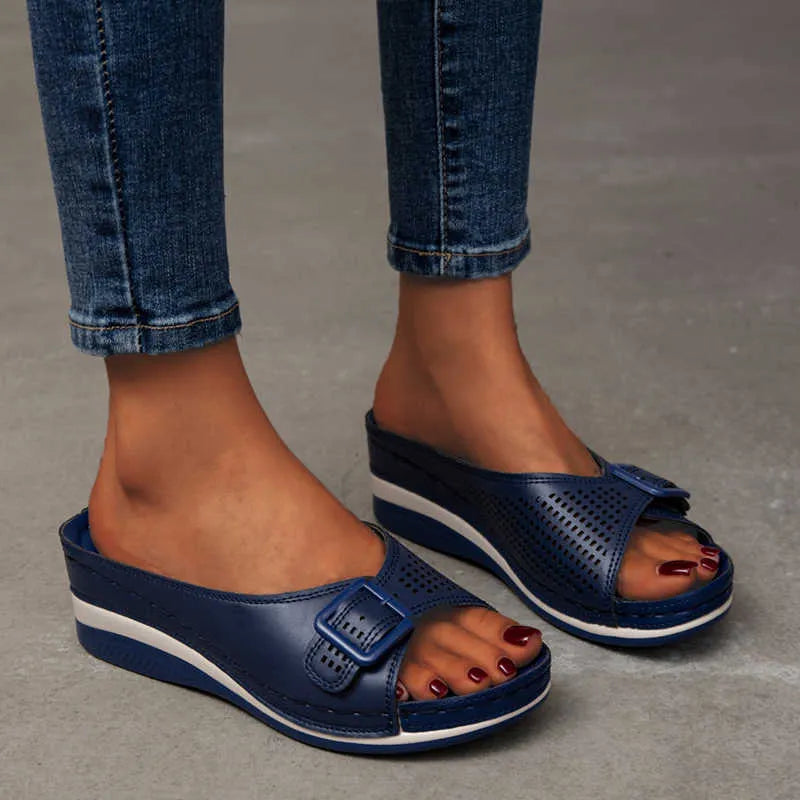 Chic Orthopedic Sandals with Unique Design