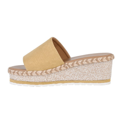 Chic Orthopedic Sandals with Unique Design