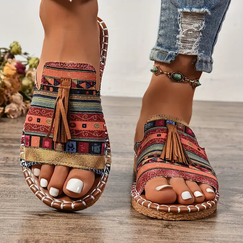 Chic Orthopedic Sandals with Unique Design