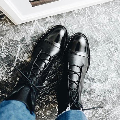 Graceful Orthopedic Boots for Modern Look