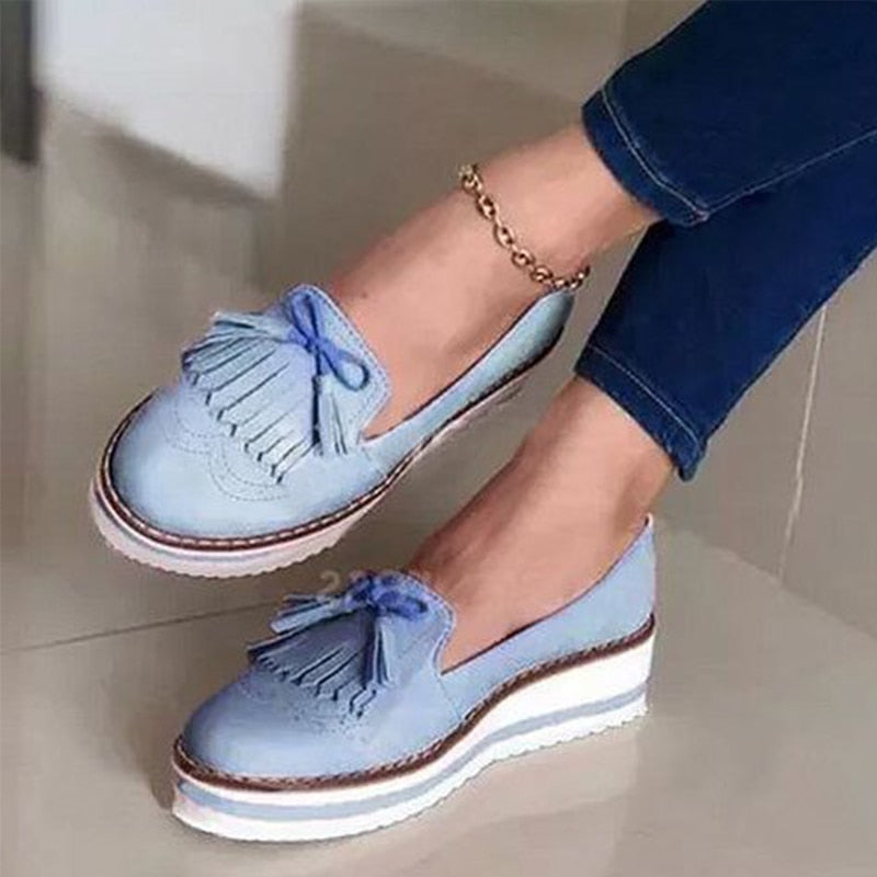 Graceful Orthopedic Loafers for Modern Look