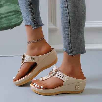 Chic Orthopedic Sandals with Unique Design