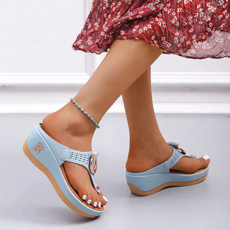 Chic Orthopedic Sandals with Unique Design