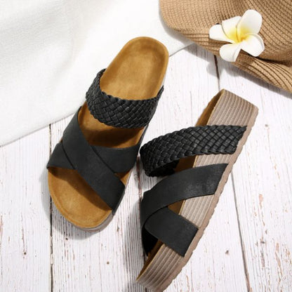Graceful Orthopedic Sandals for Modern Look