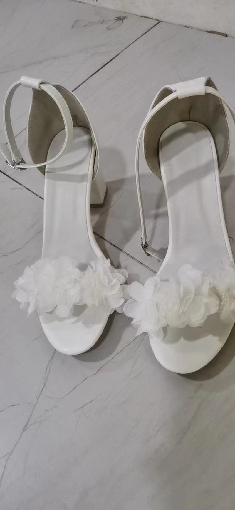 Graceful Orthopedic Sandals for Modern Look
