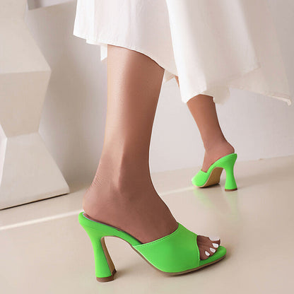 Graceful Orthopedic Sandals for Modern Look