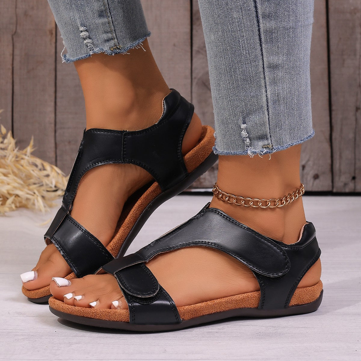 Graceful Orthopedic Sandals for Modern Look