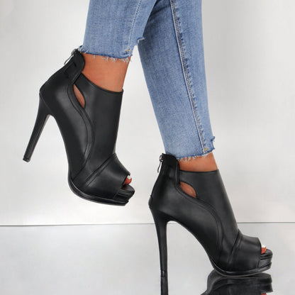 Beautifully Crafted Orthopedic Sandals